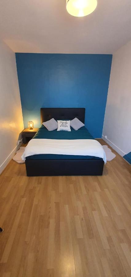 Appart Cosy Idealement Situe Gennevilliers Exterior photo